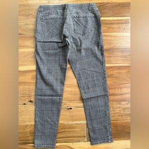 Democracy Women's Gray Houndstooth Plaid Skinny Jeans